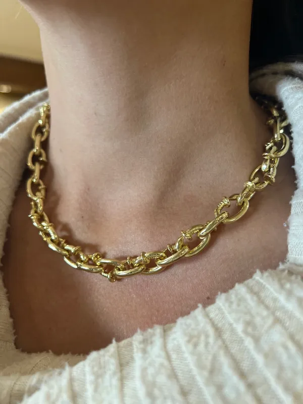 Nail Shape Necklace